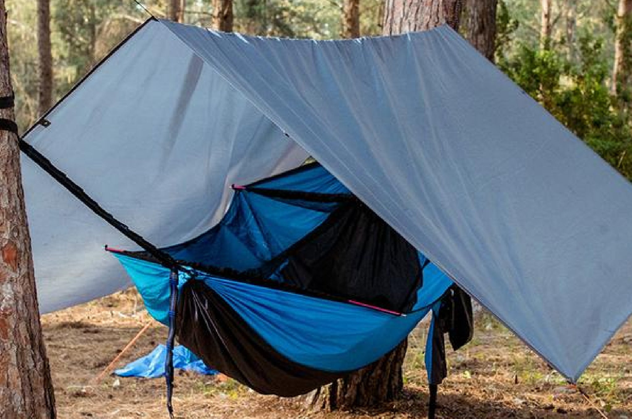 DELUXE TARP | CAMPING SHELTER